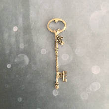 Charger l'image dans la galerie, bijoux CLEF VOLANTE- plusieurs modèles