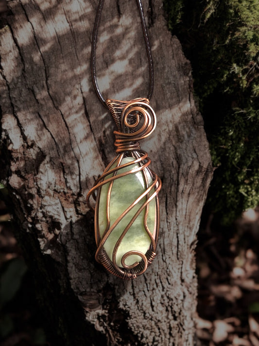 Necklace "Harmony" scolécite and copper