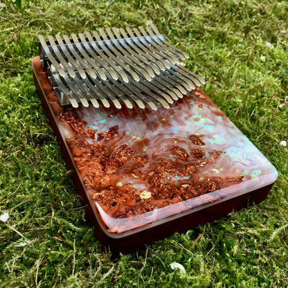 Kalimba Chromatic 34K POOPOOPIDOO "UTOPIA" - BOULDER OPAL-rose wood