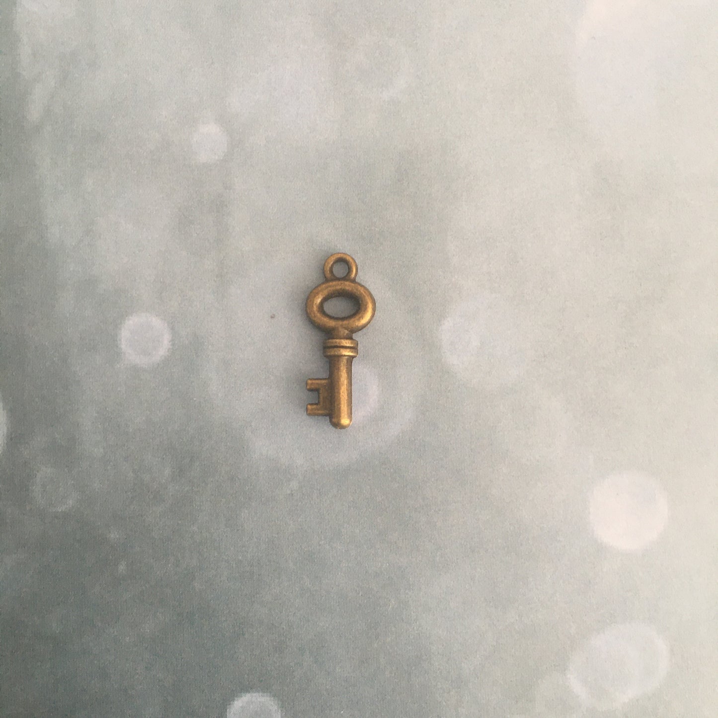 bijoux CLEF VOLANTE- plusieurs modèles